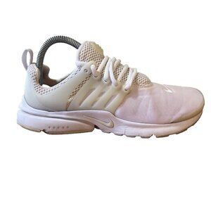 NIKE Presto (GS) Triple White Running Shoe MEN'S SIZE: 7Y (833875-100)